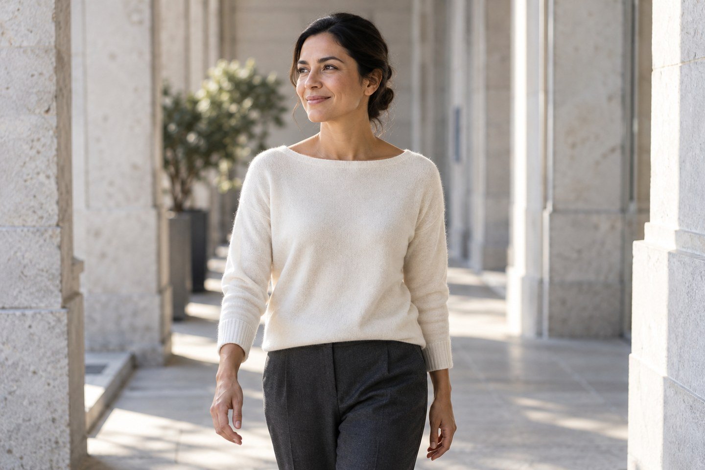 Illustrative lifestyle portrait with relaxed shoulders and natural posture